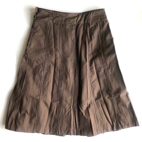 Pleated A-Line Skirt - Dark Chocolate - Picture 2 of 8